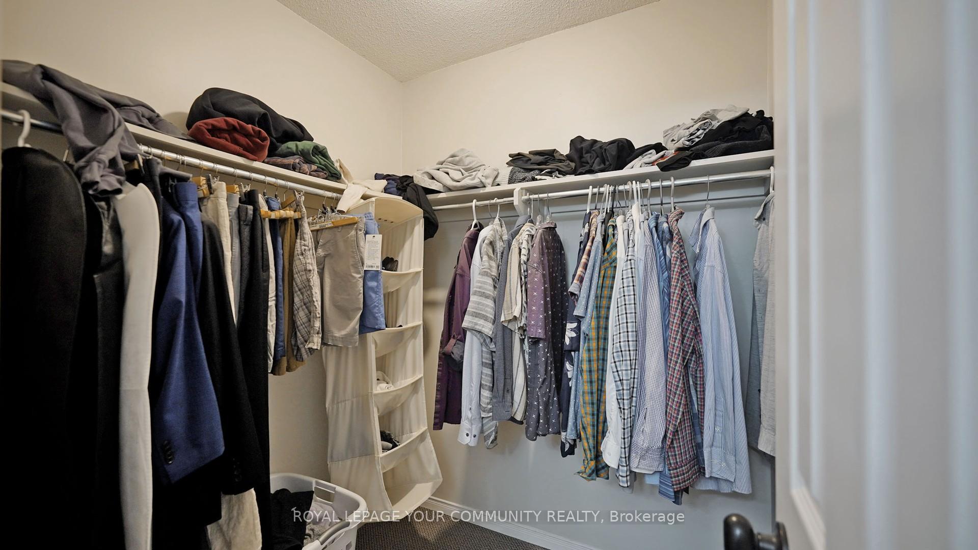 Photo 41 of 100 Delayne Drive, Aurora, Aurora Heights — HOMEH
