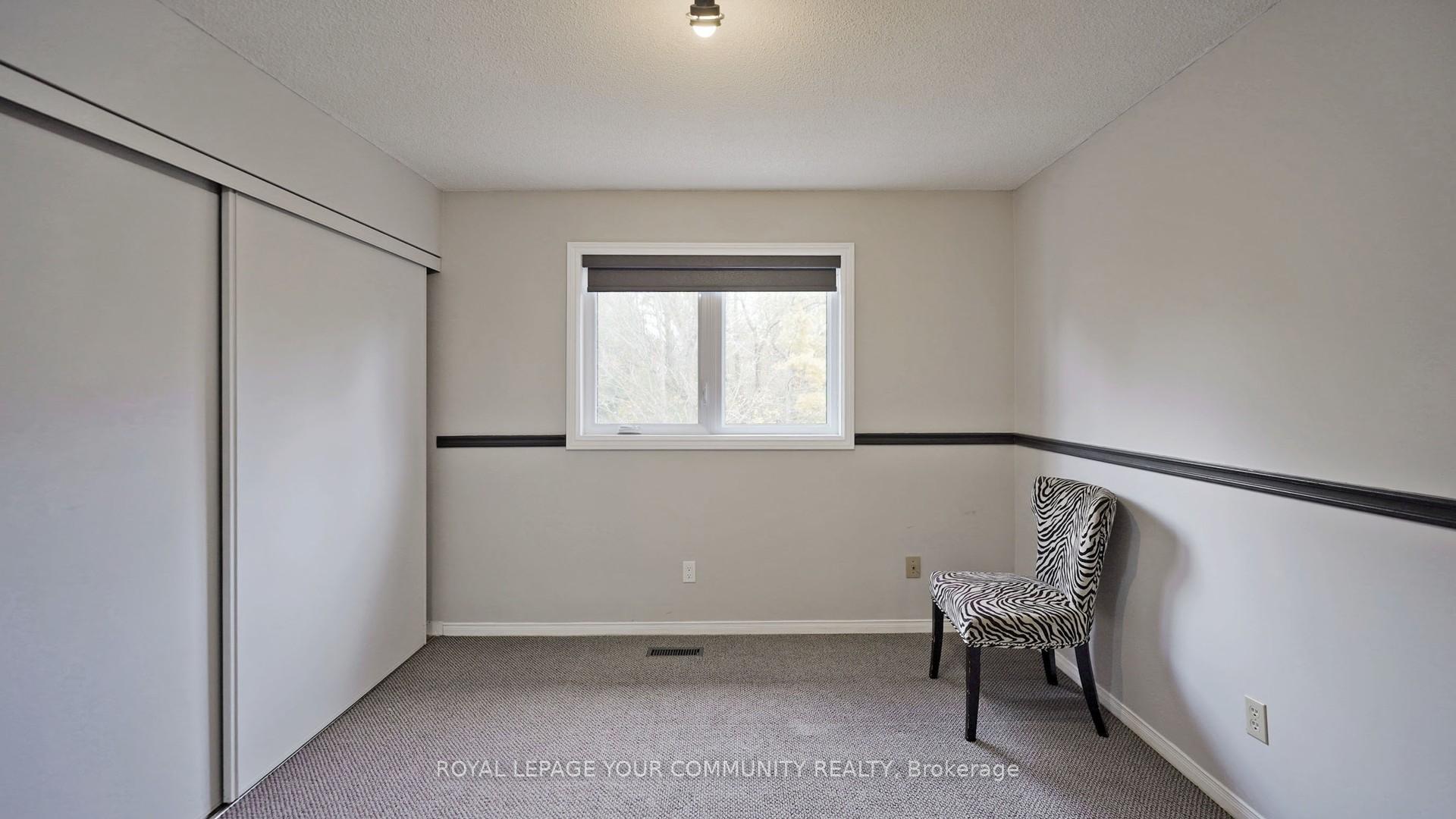 Photo 35 of 100 Delayne Drive, Aurora, Aurora Heights — HOMEH