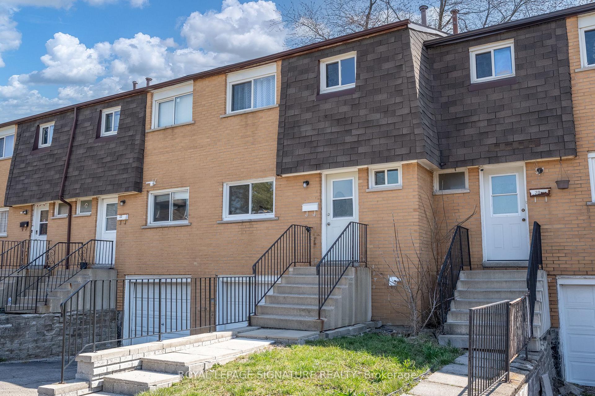 Front of Unit 14, 20 Anna Capri Drive