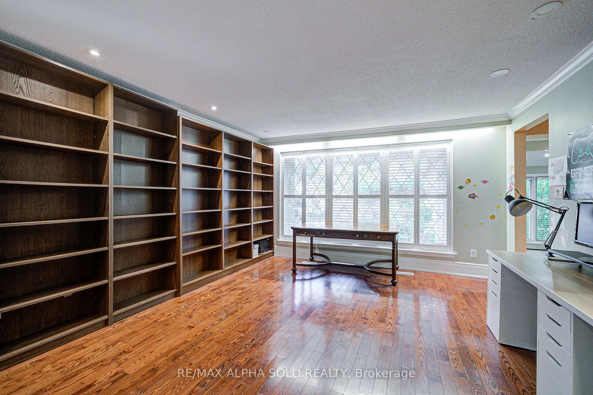 Photo 15 of 108 Babcombe Drive, Markham, Bayview Glen — HOMEH