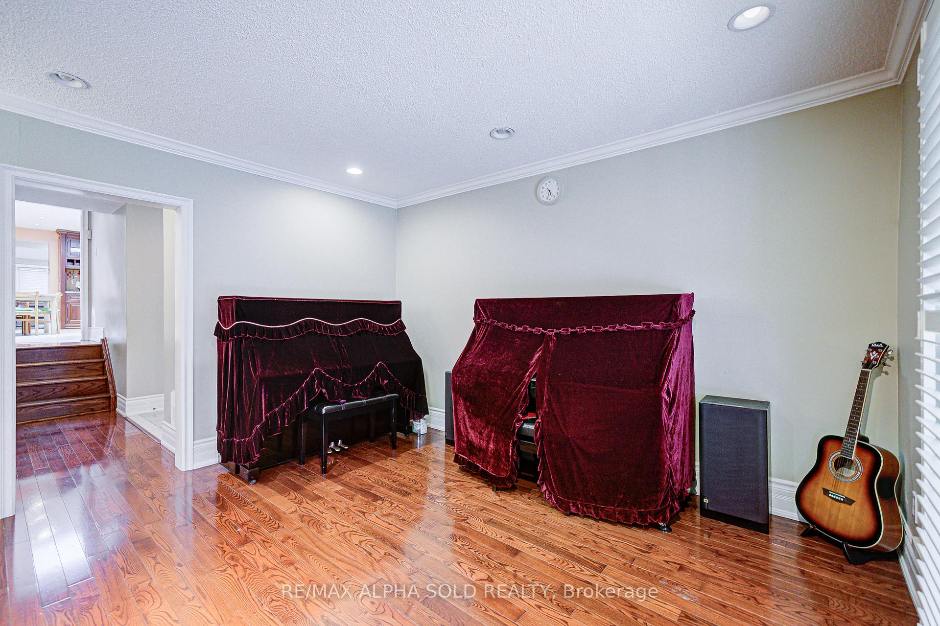 Photo 36 of 108 Babcombe Drive, Markham, Bayview Glen — HOMEH