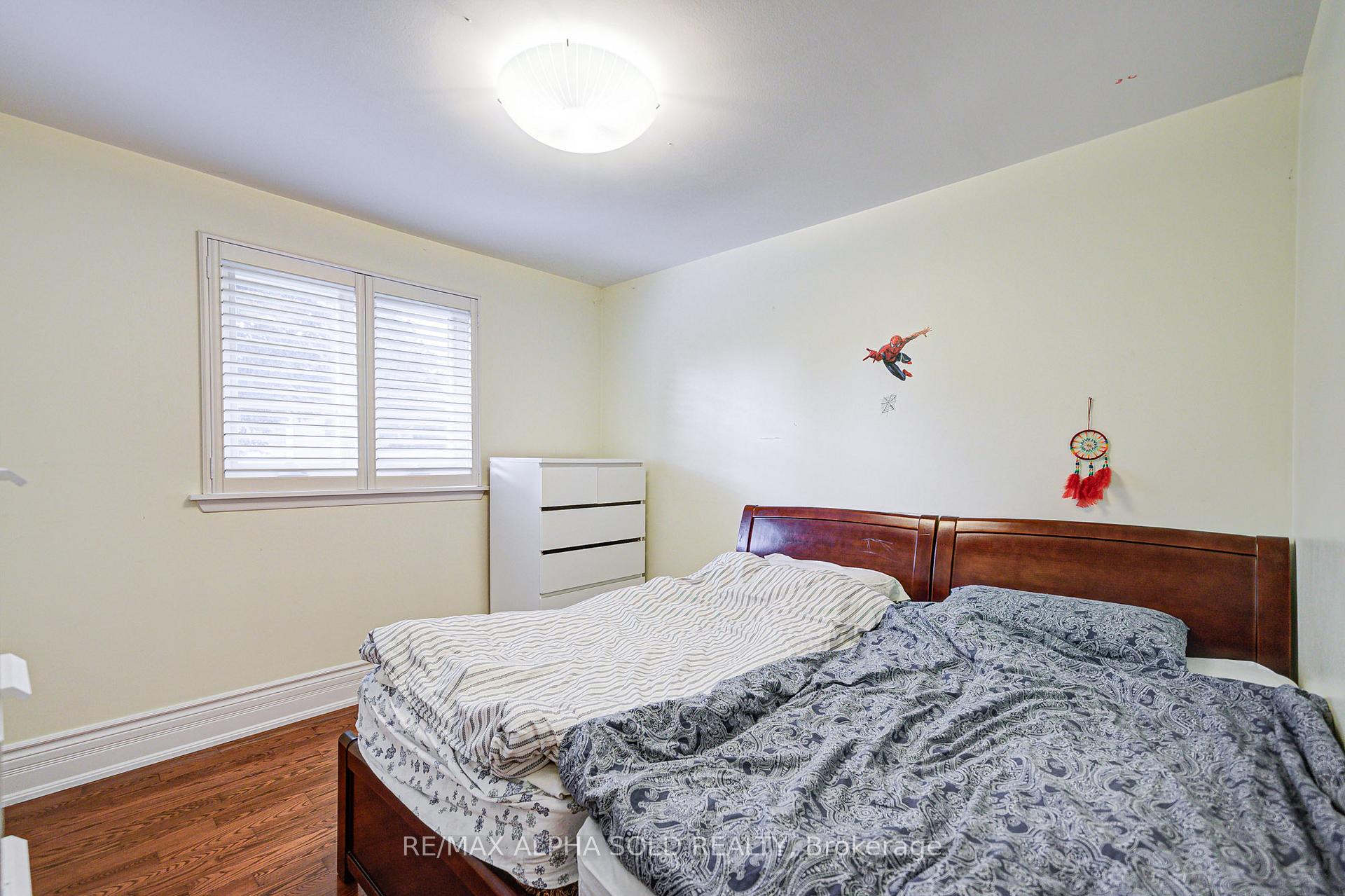 Photo 42 of 108 Babcombe Drive, Markham, Bayview Glen — HOMEH