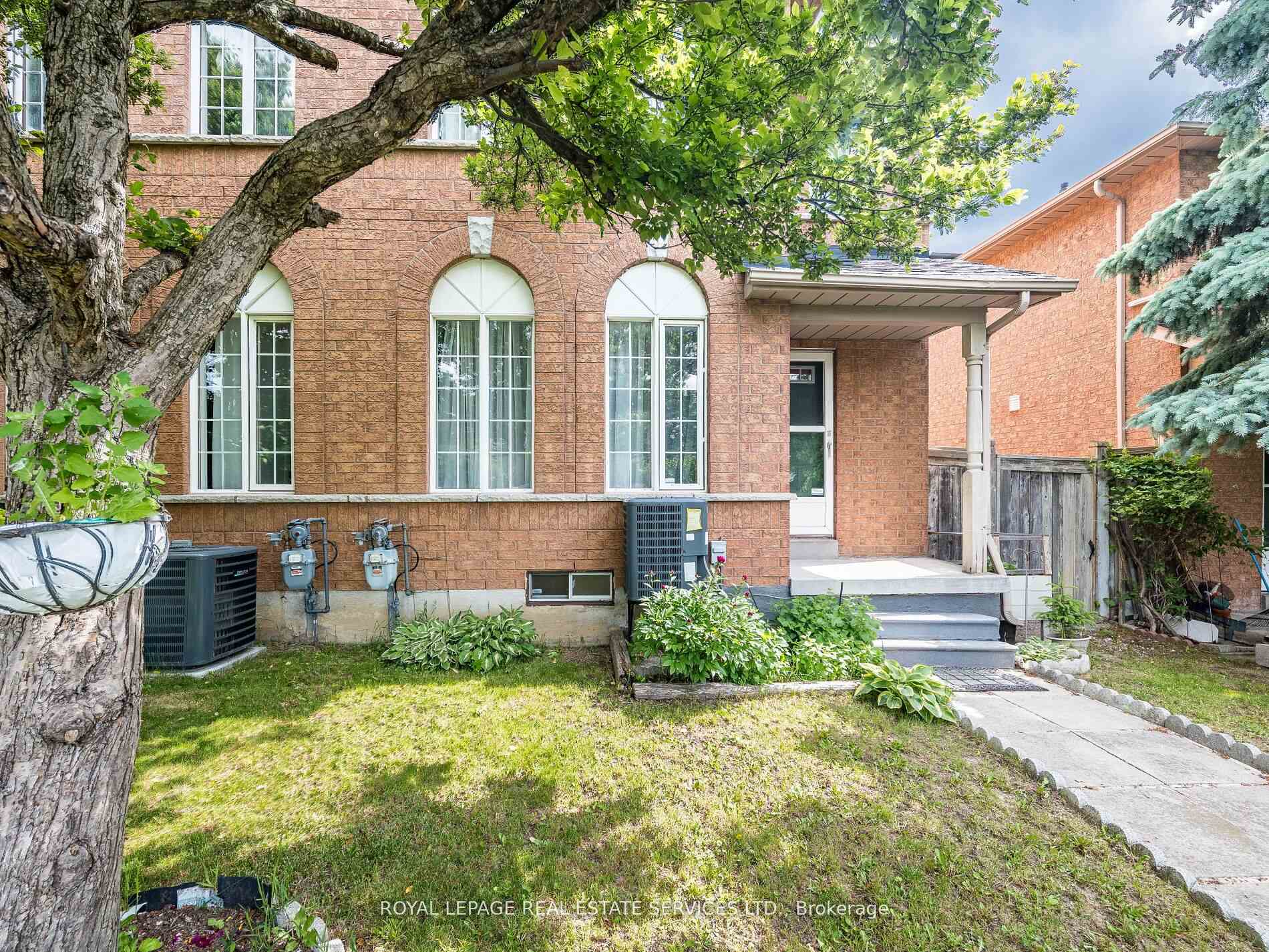 Photo 7 of Unit 60, 57 Brickyard Way, Brampton, Brampton North — HOMEH