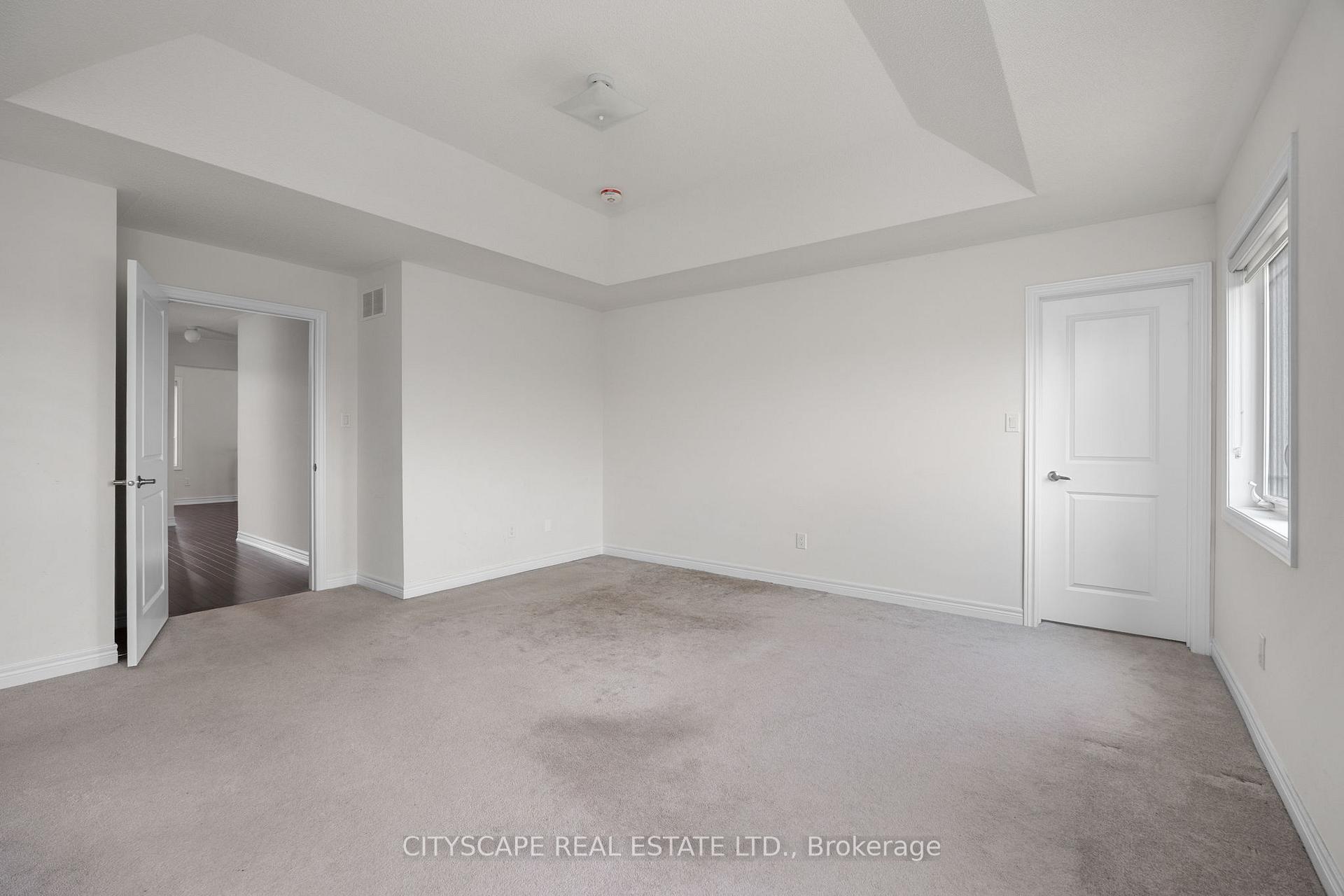 Photo 10 of 907 Green Street, Innisfil, Lefroy — HOMEH