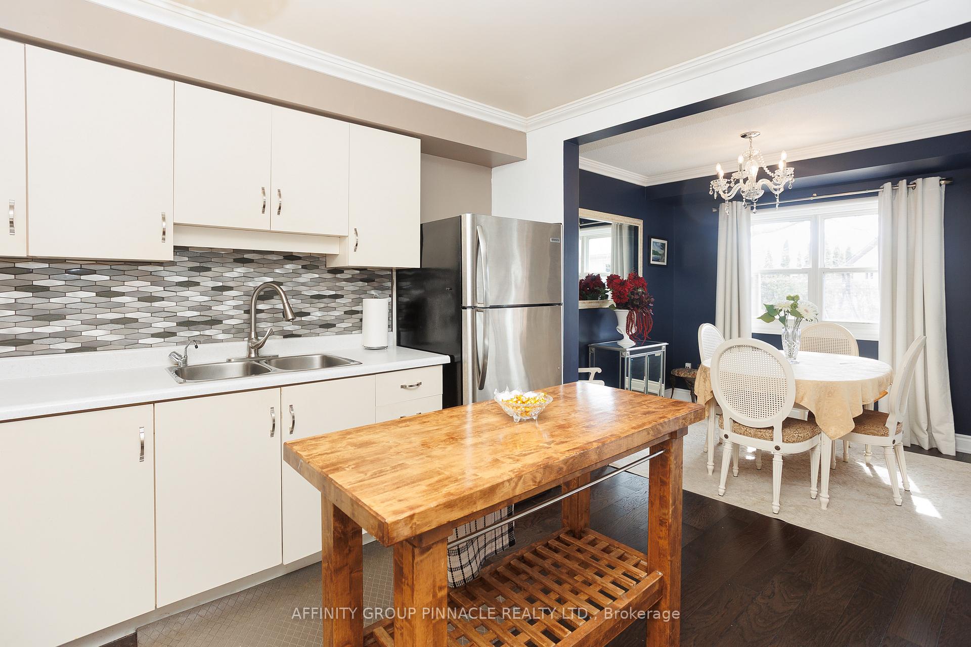 Photo 14 of Unit 33, 433 May Street, Brock, Beaverton — HOMEH