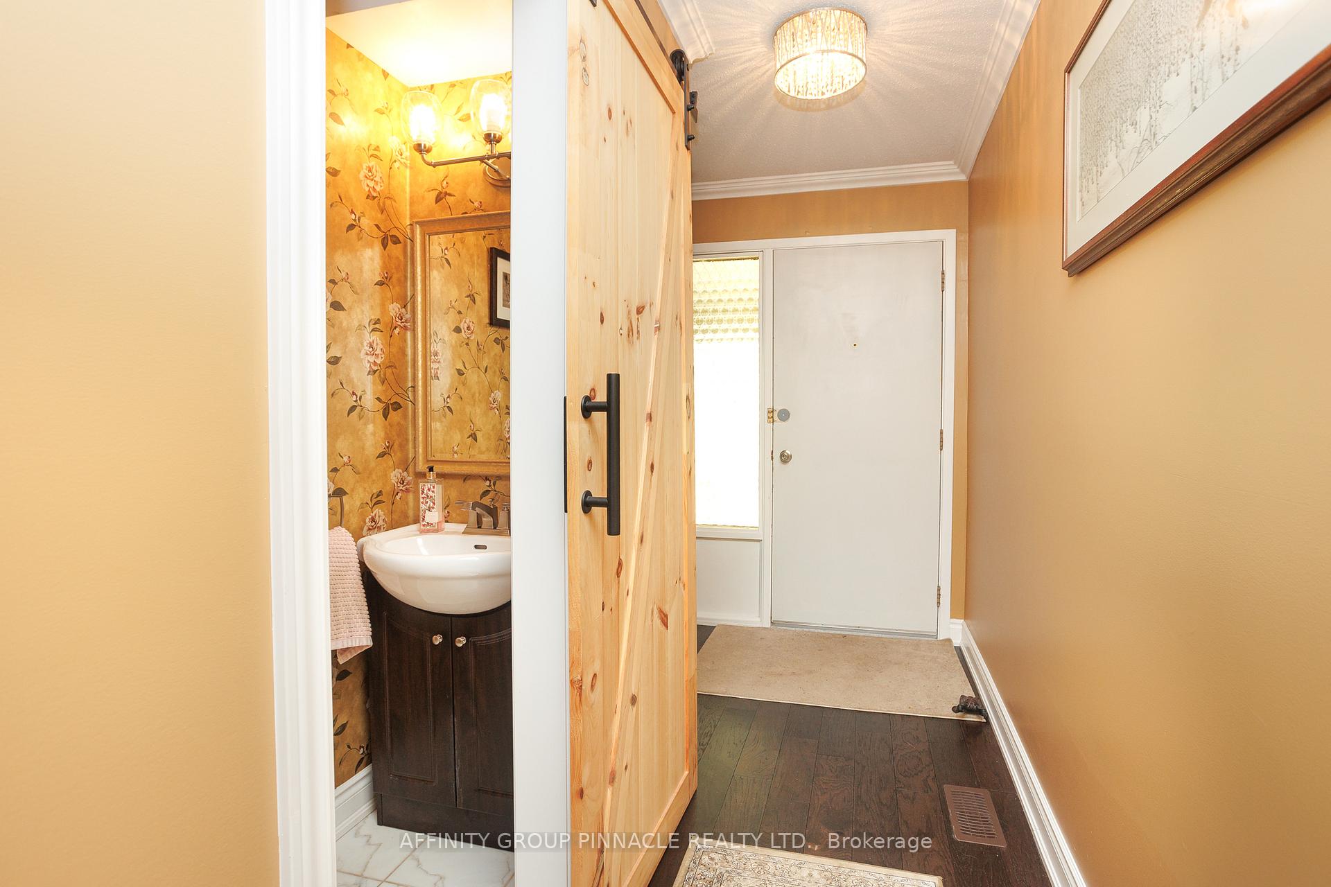 Photo 20 of Unit 33, 433 May Street, Brock, Beaverton — HOMEH