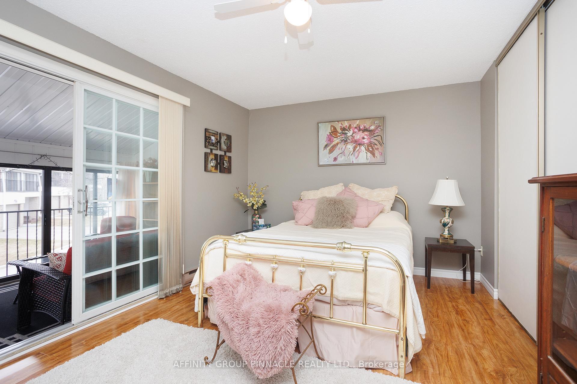 Photo 30 of Unit 33, 433 May Street, Brock, Beaverton — HOMEH