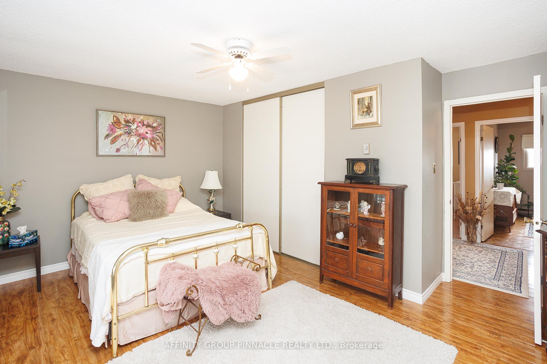 Photo 31 of Unit 33, 433 May Street, Brock, Beaverton — HOMEH