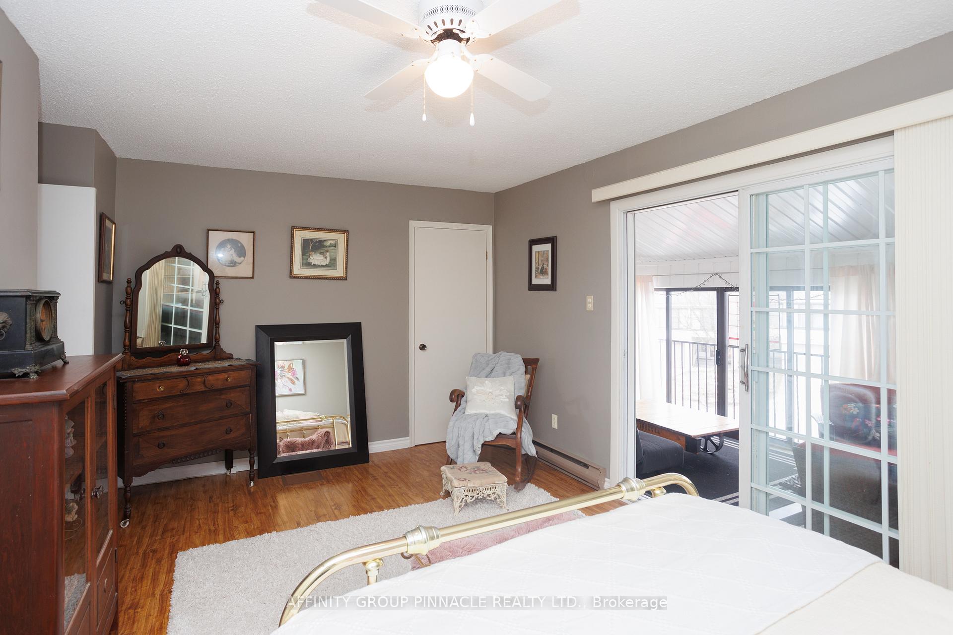 Photo 33 of Unit 33, 433 May Street, Brock, Beaverton — HOMEH