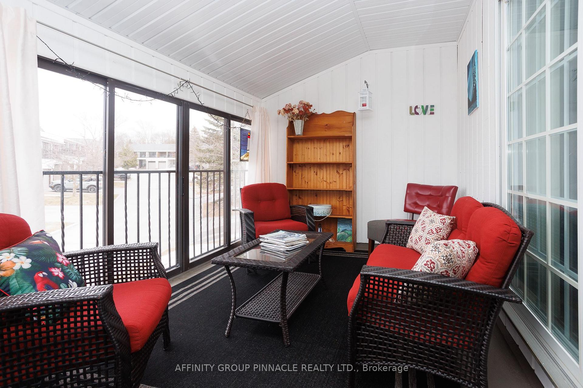 Photo 44 of Unit 33, 433 May Street, Brock, Beaverton — HOMEH