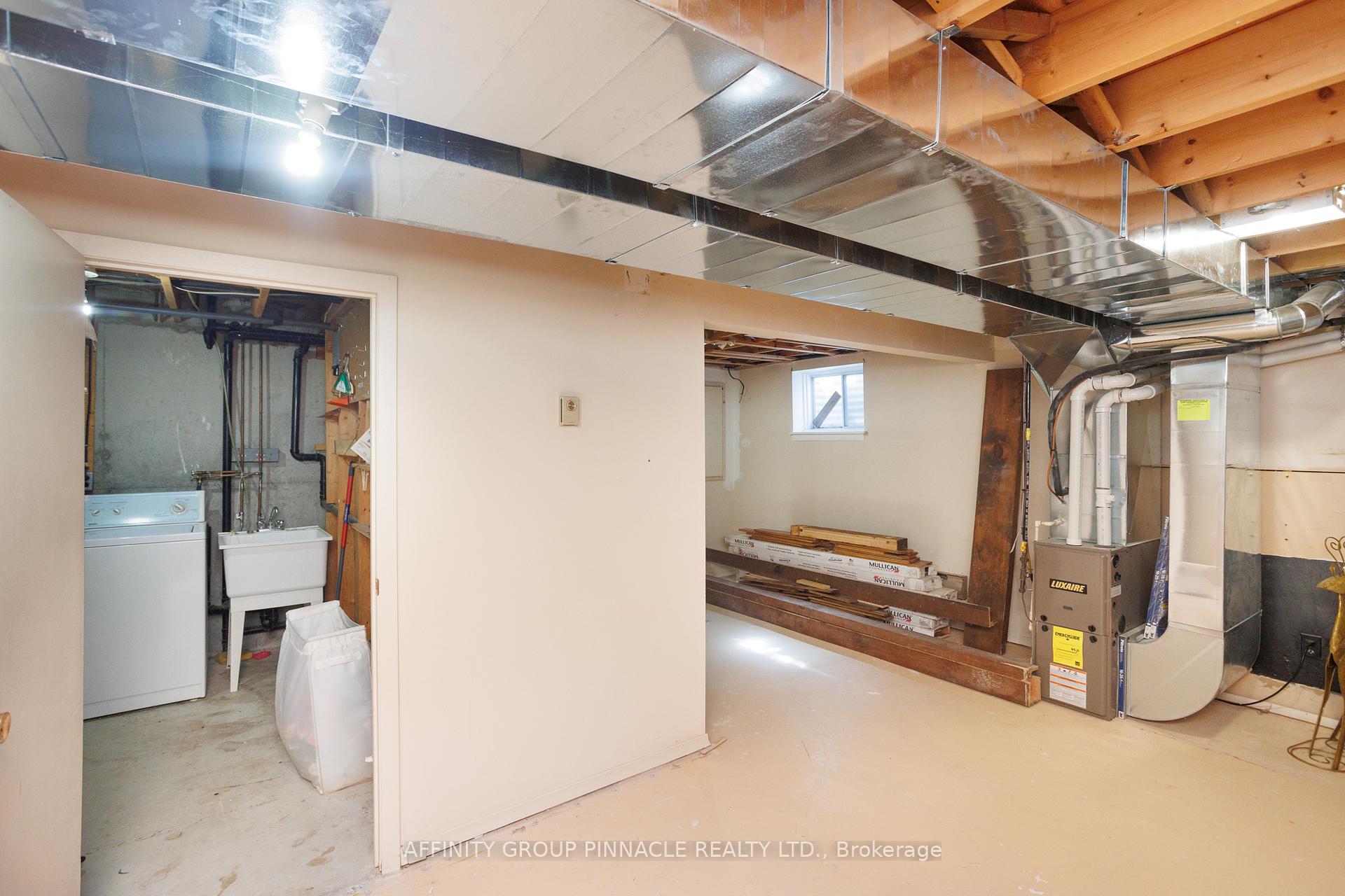 Photo 39 of Unit 33, 433 May Street, Brock, Beaverton — HOMEH