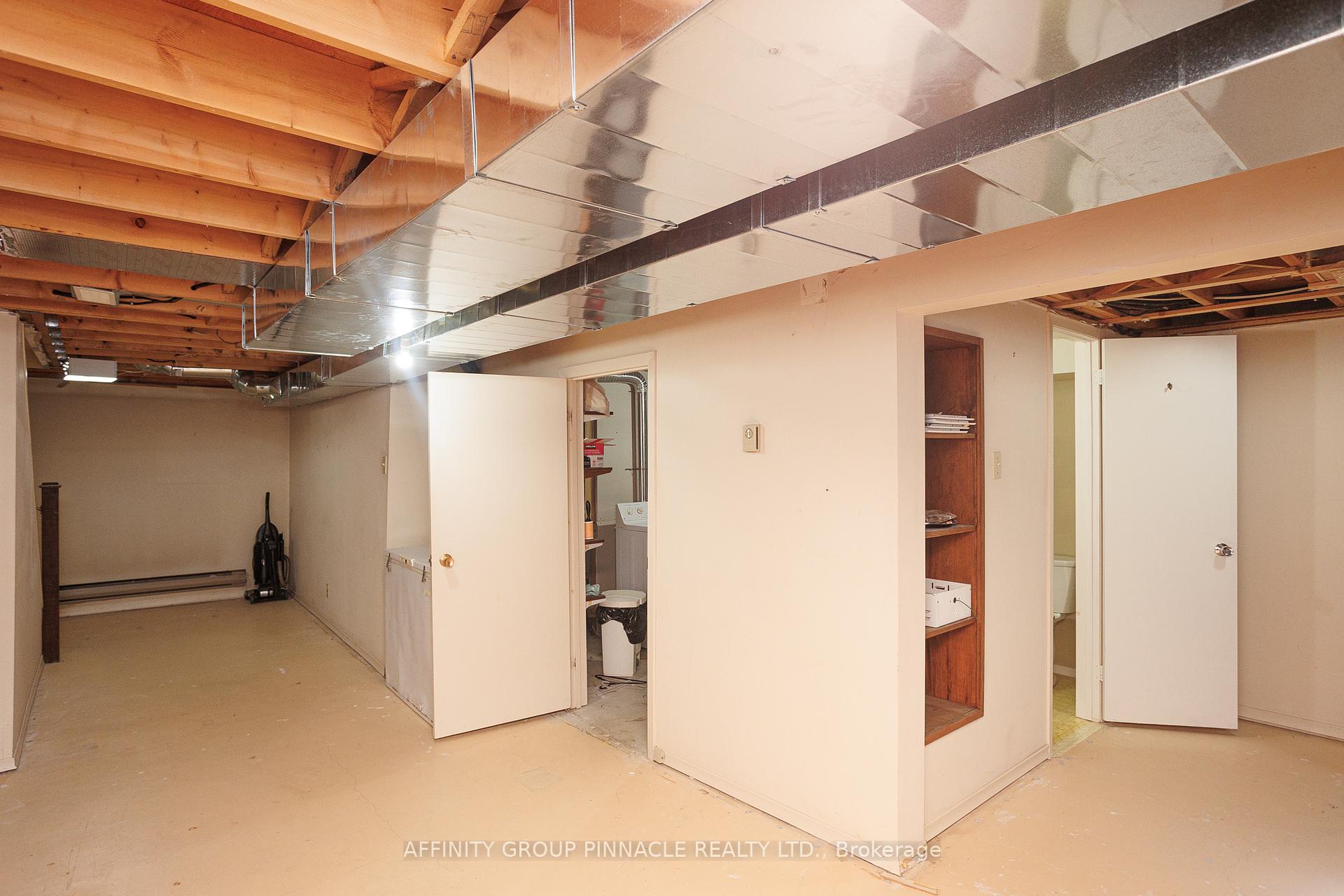 Photo 41 of Unit 33, 433 May Street, Brock, Beaverton — HOMEH