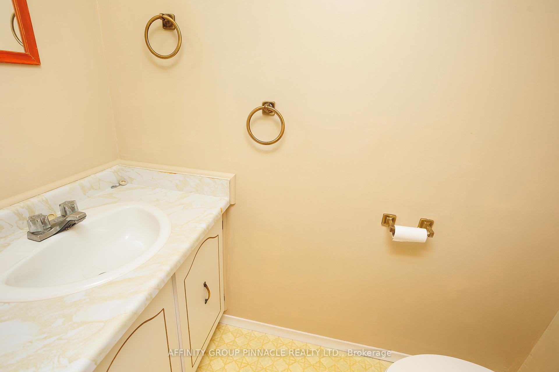 Photo 40 of Unit 33, 433 May Street, Brock, Beaverton — HOMEH