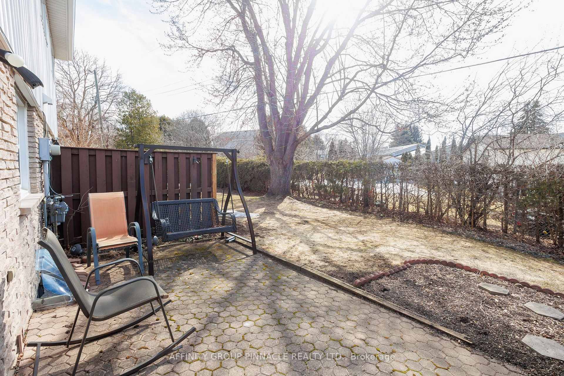 Photo 47 of Unit 33, 433 May Street, Brock, Beaverton — HOMEH