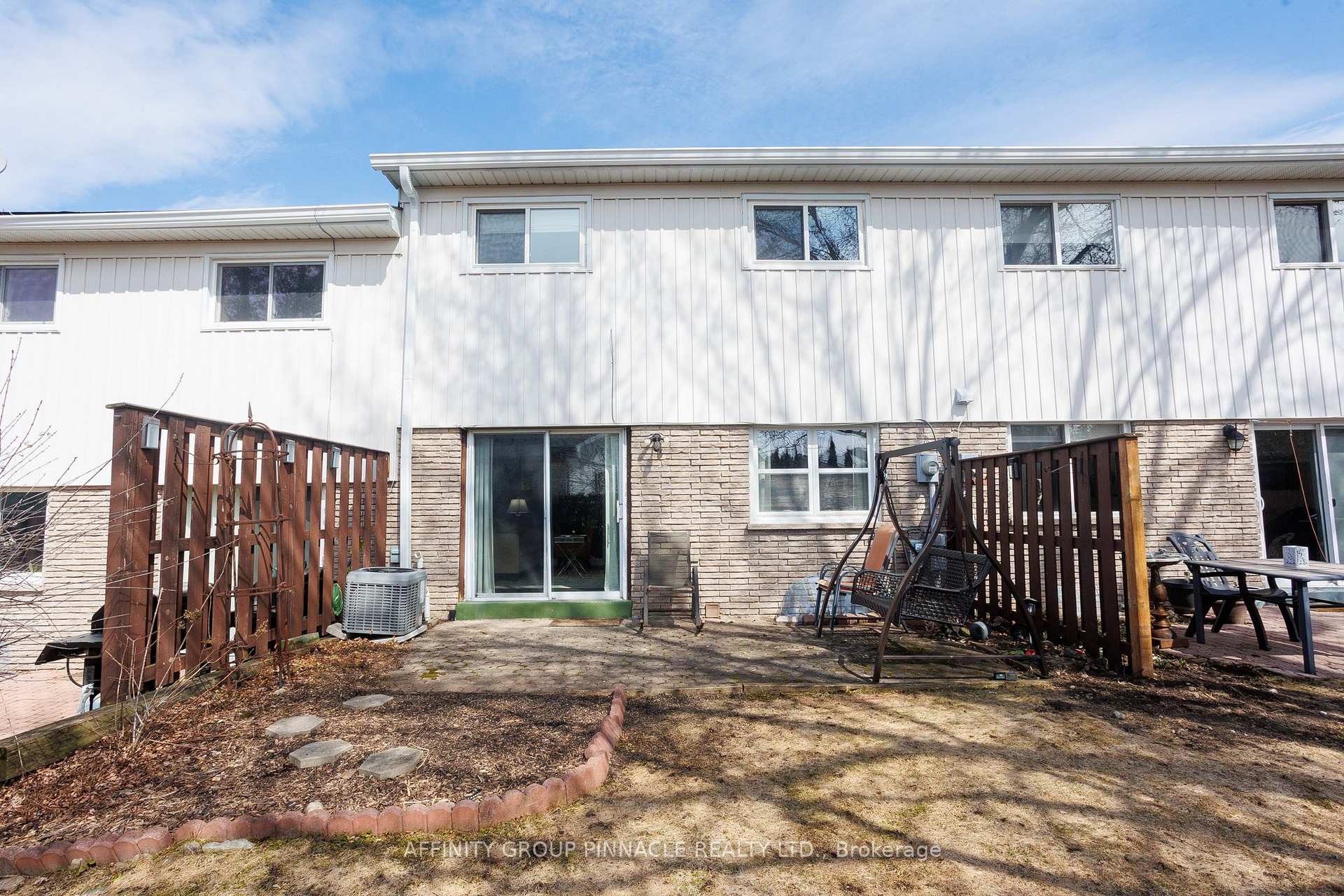 Photo 46 of Unit 33, 433 May Street, Brock, Beaverton — HOMEH