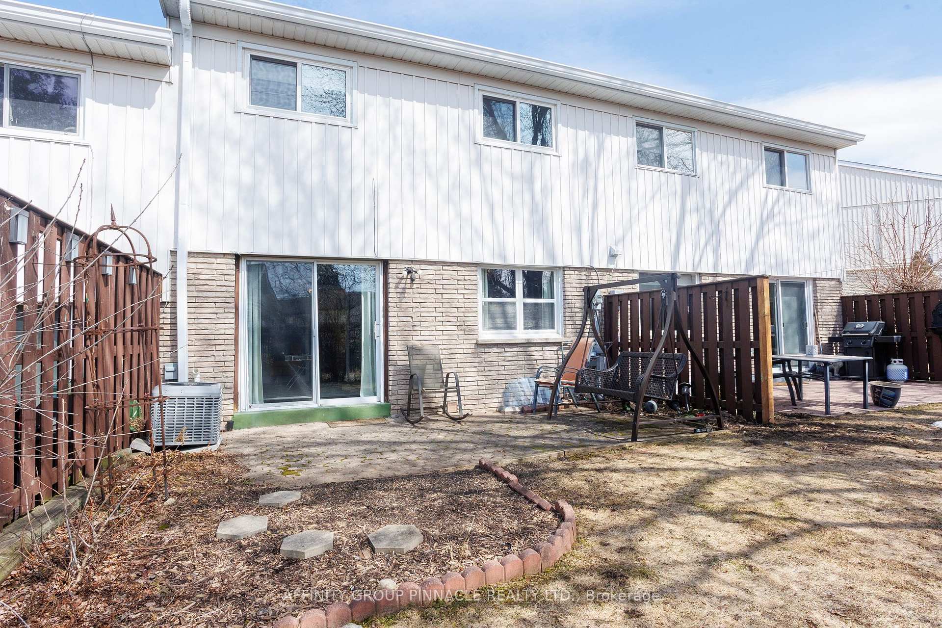 Photo 48 of Unit 33, 433 May Street, Brock, Beaverton — HOMEH