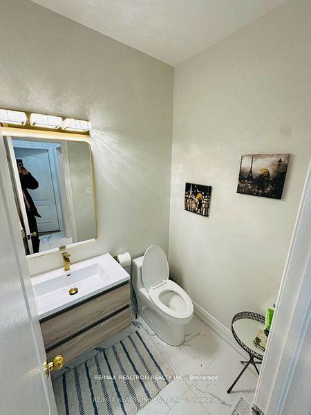 Photo 9 of 113 Reansbury Crescent, Markham, Cachet — HOMEH