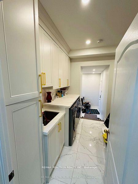 Photo 8 of 113 Reansbury Crescent, Markham, Cachet — HOMEH