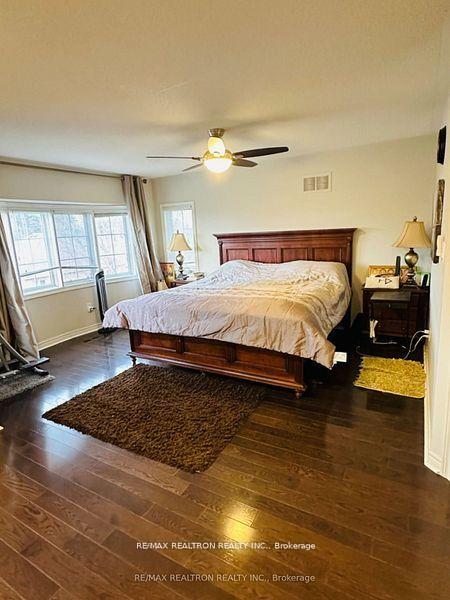 Photo 13 of 113 Reansbury Crescent, Markham, Cachet — HOMEH