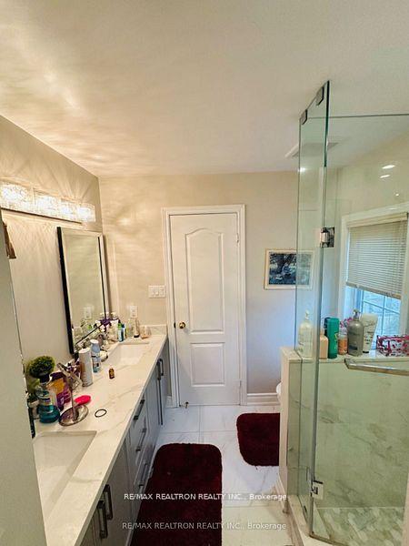 Photo 22 of 113 Reansbury Crescent, Markham, Cachet — HOMEH