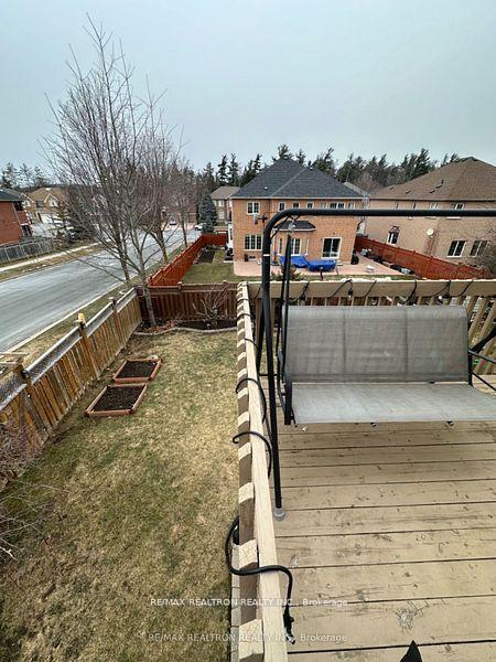 Photo 30 of 113 Reansbury Crescent, Markham, Cachet — HOMEH