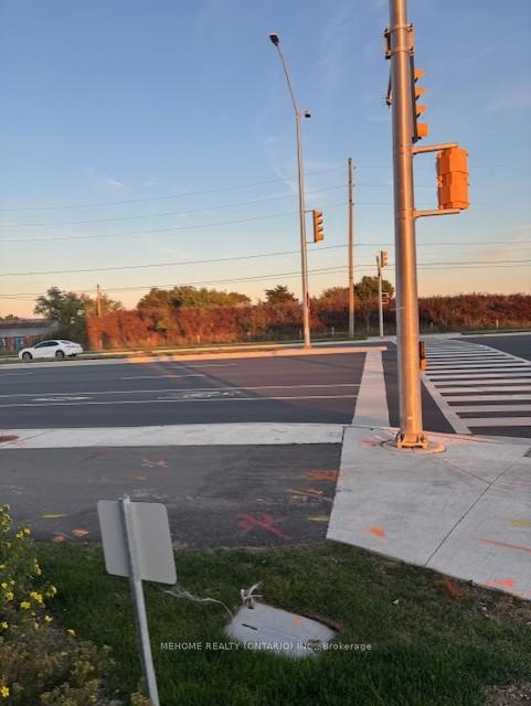 Photo 4 of 1585 - 120 Rose Way, Milton, Cobban — HOMEH