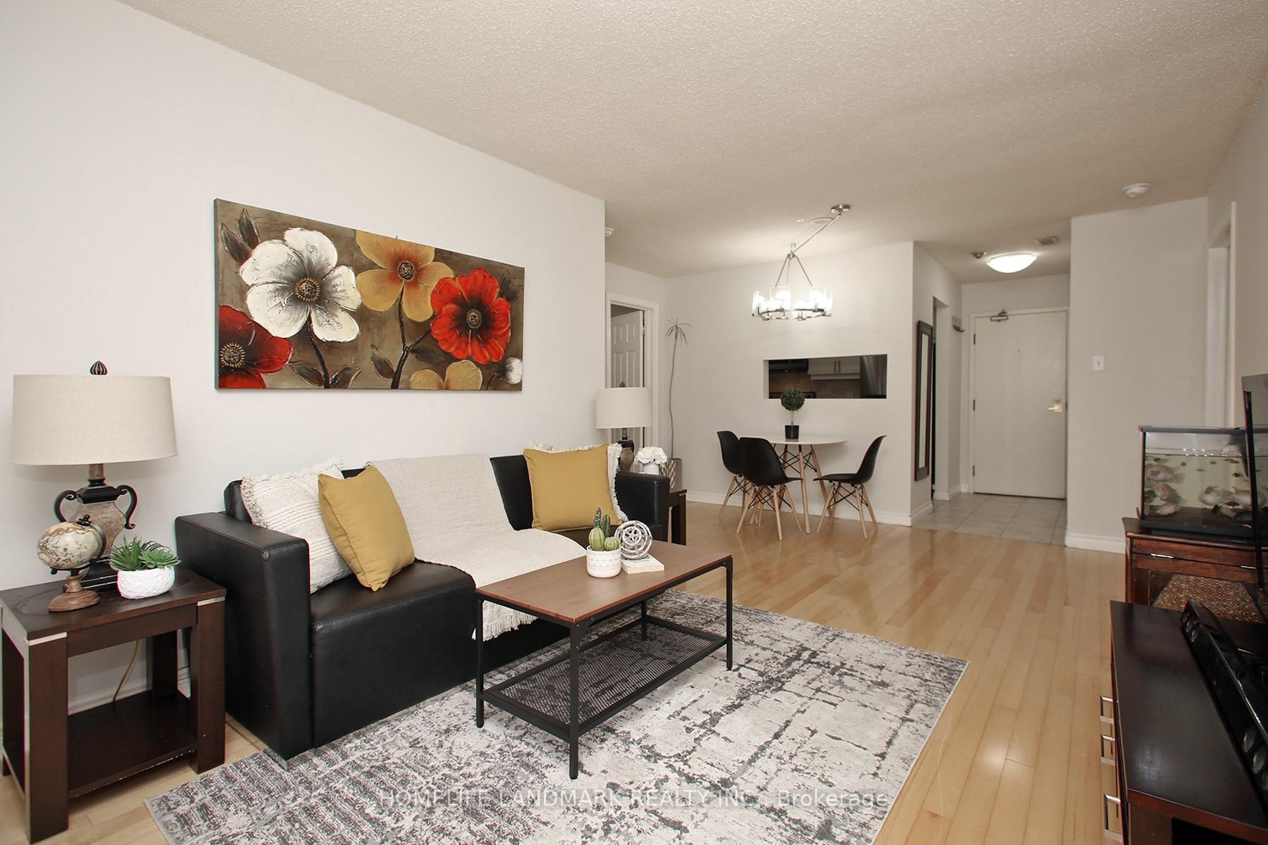 Front of Unit 118, 193 Lake Driveway Drive W