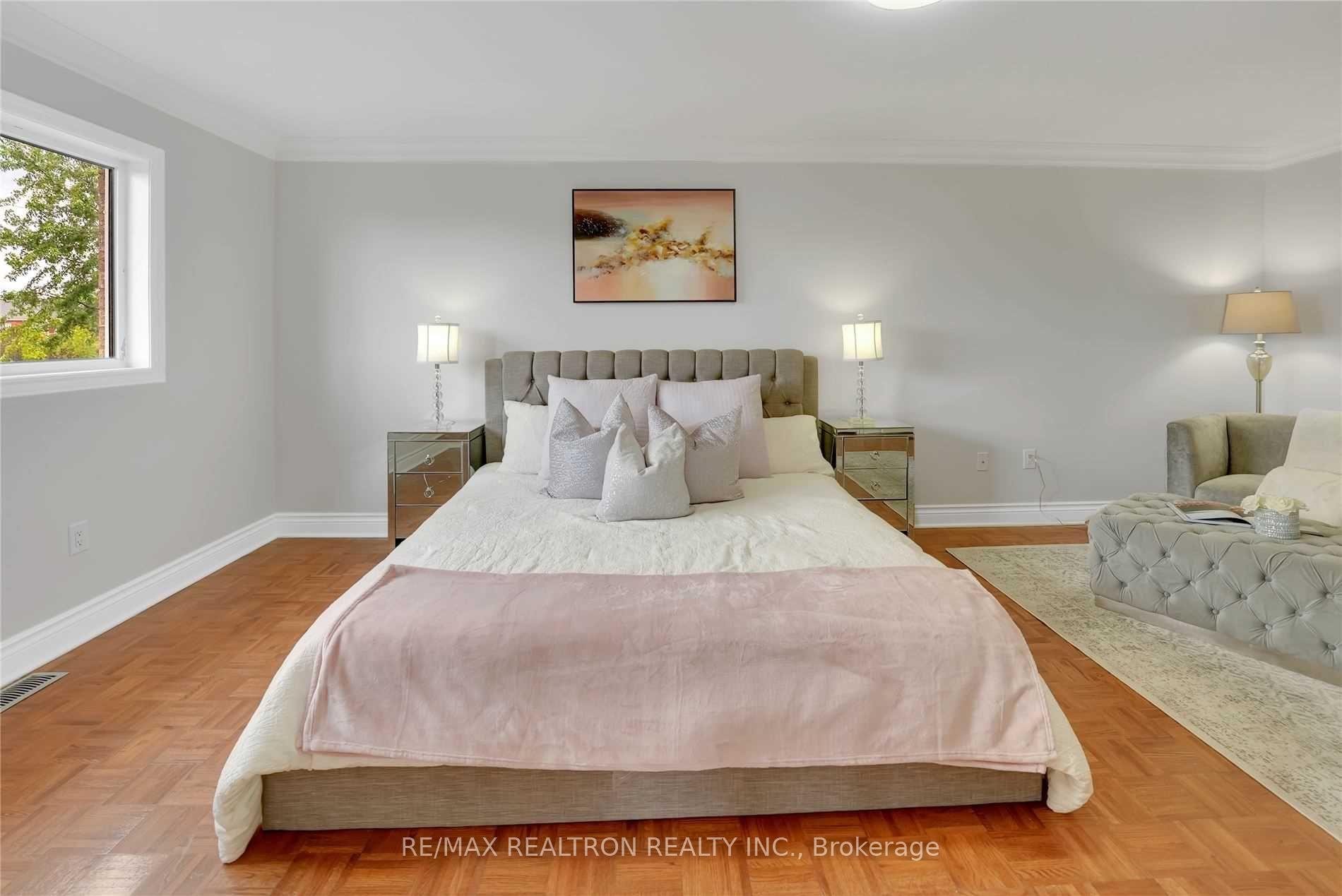 Photo 16 of 36 Marco Sgotto Avenue, Vaughan, Sonoma Heights — HOMEH