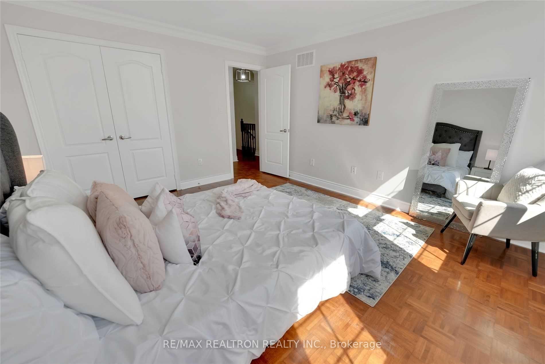 Photo 13 of 36 Marco Sgotto Avenue, Vaughan, Sonoma Heights — HOMEH