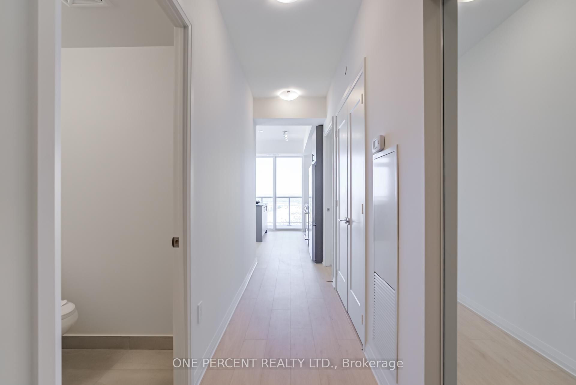 Photo 2 of Unit 1910, 8960 Jane Street, Vaughan, Vellore Village — HOMEH