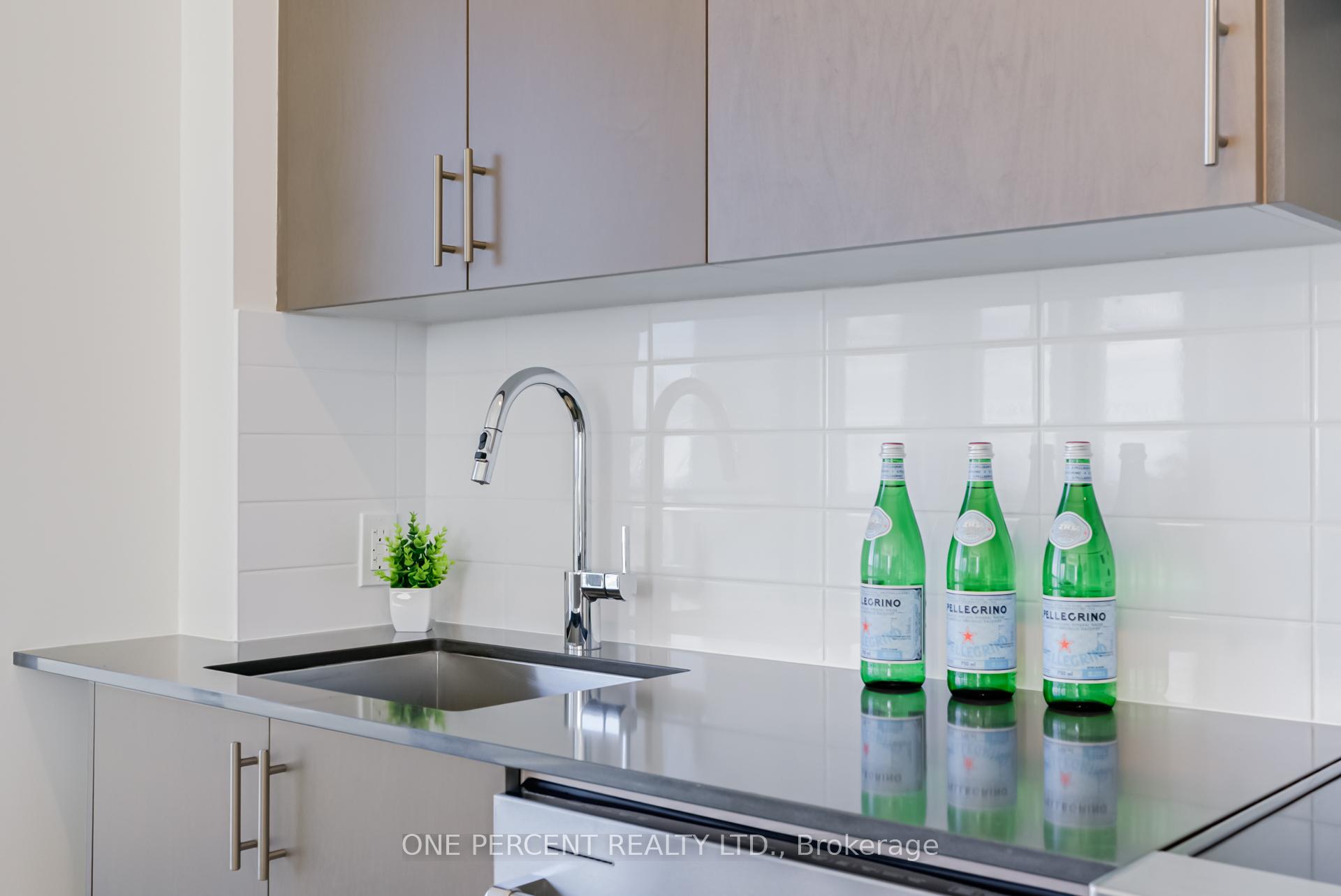Photo 14 of Unit 1910, 8960 Jane Street, Vaughan, Vellore Village — HOMEH