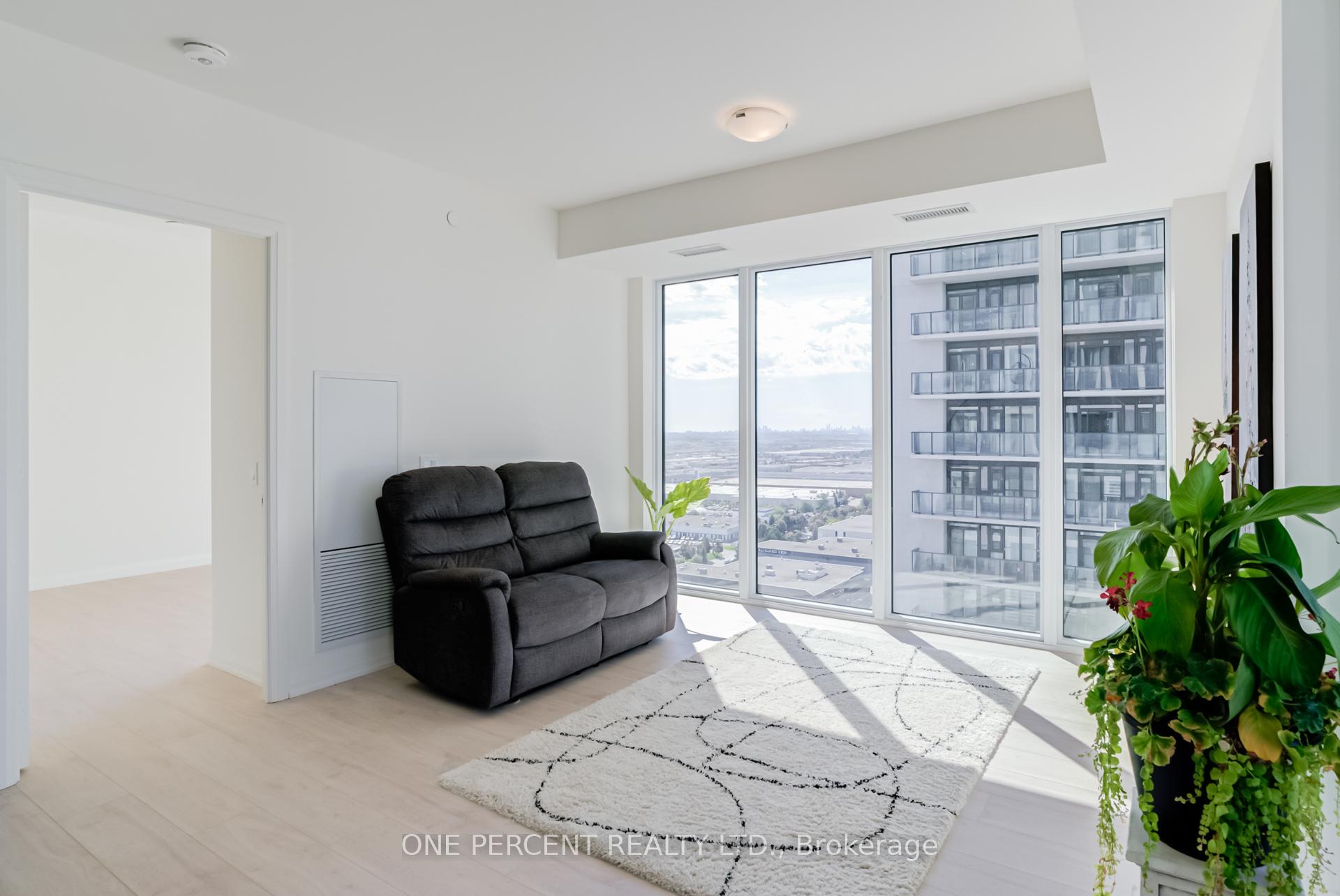 Photo 18 of Unit 1910, 8960 Jane Street, Vaughan, Vellore Village — HOMEH