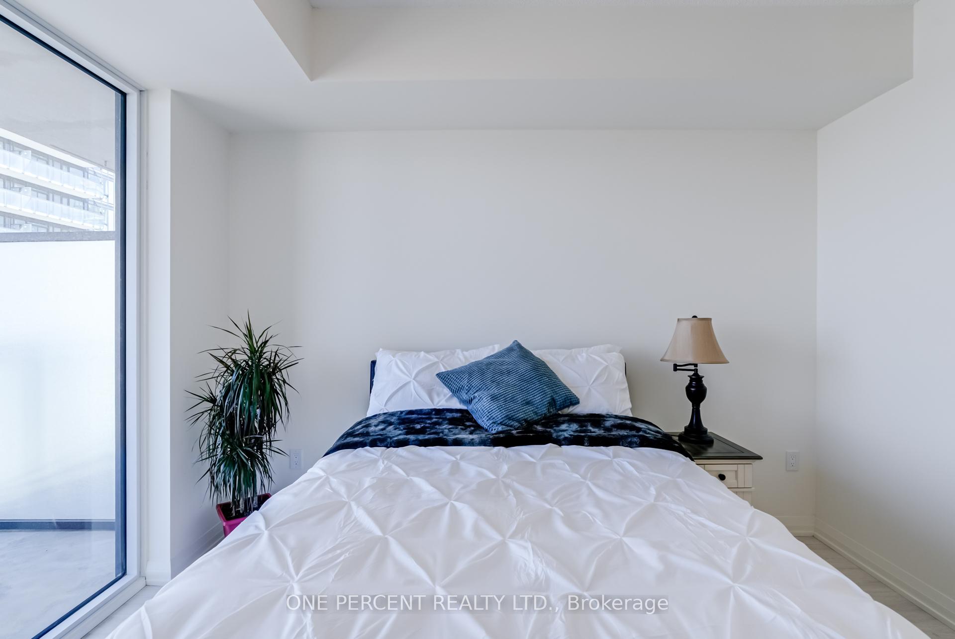 Photo 12 of Unit 1910, 8960 Jane Street, Vaughan, Vellore Village — HOMEH