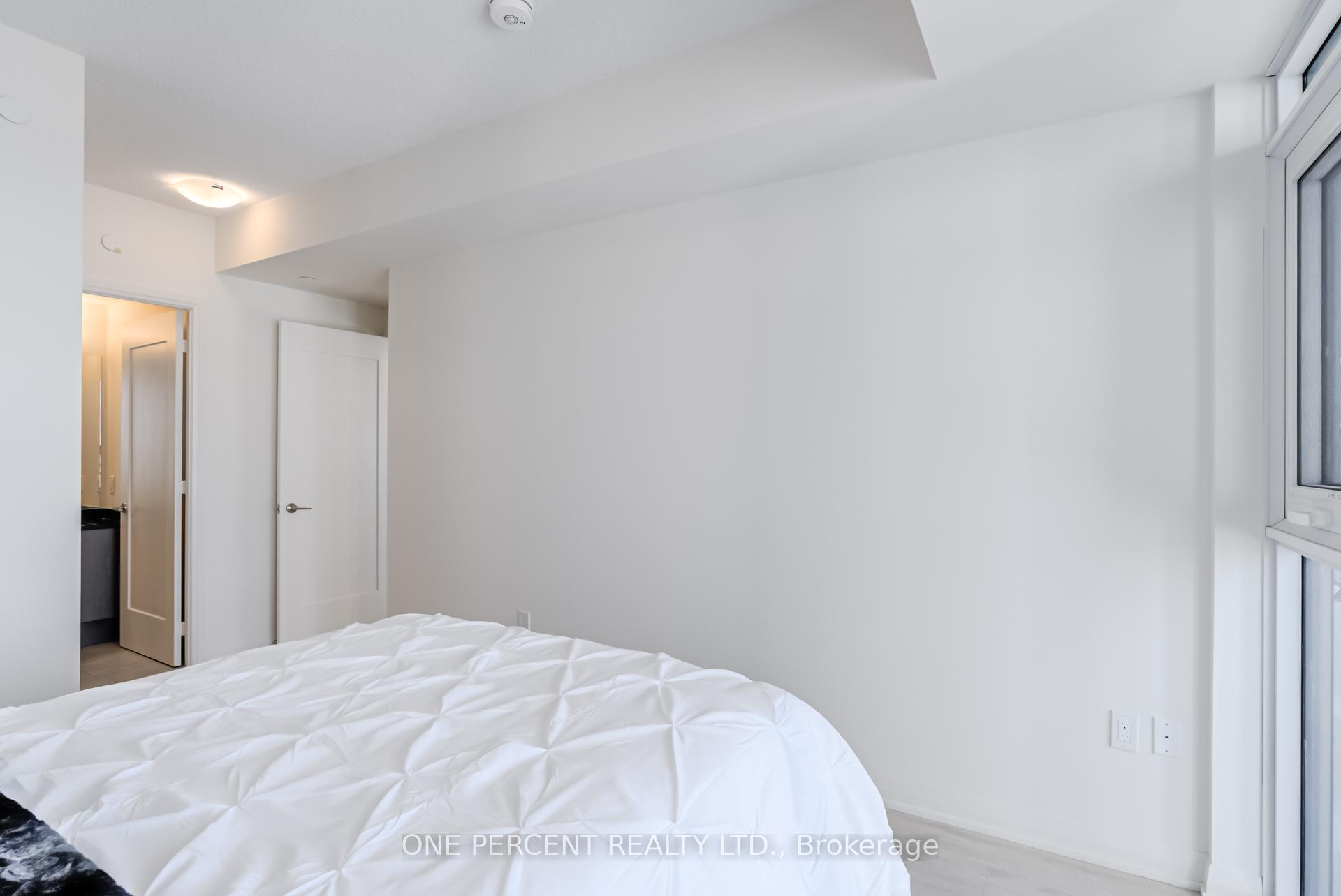 Photo 16 of Unit 1910, 8960 Jane Street, Vaughan, Vellore Village — HOMEH