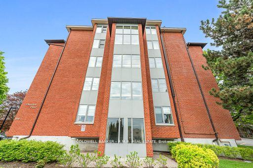 Front of Unit PH2, 600 Thornton Road N