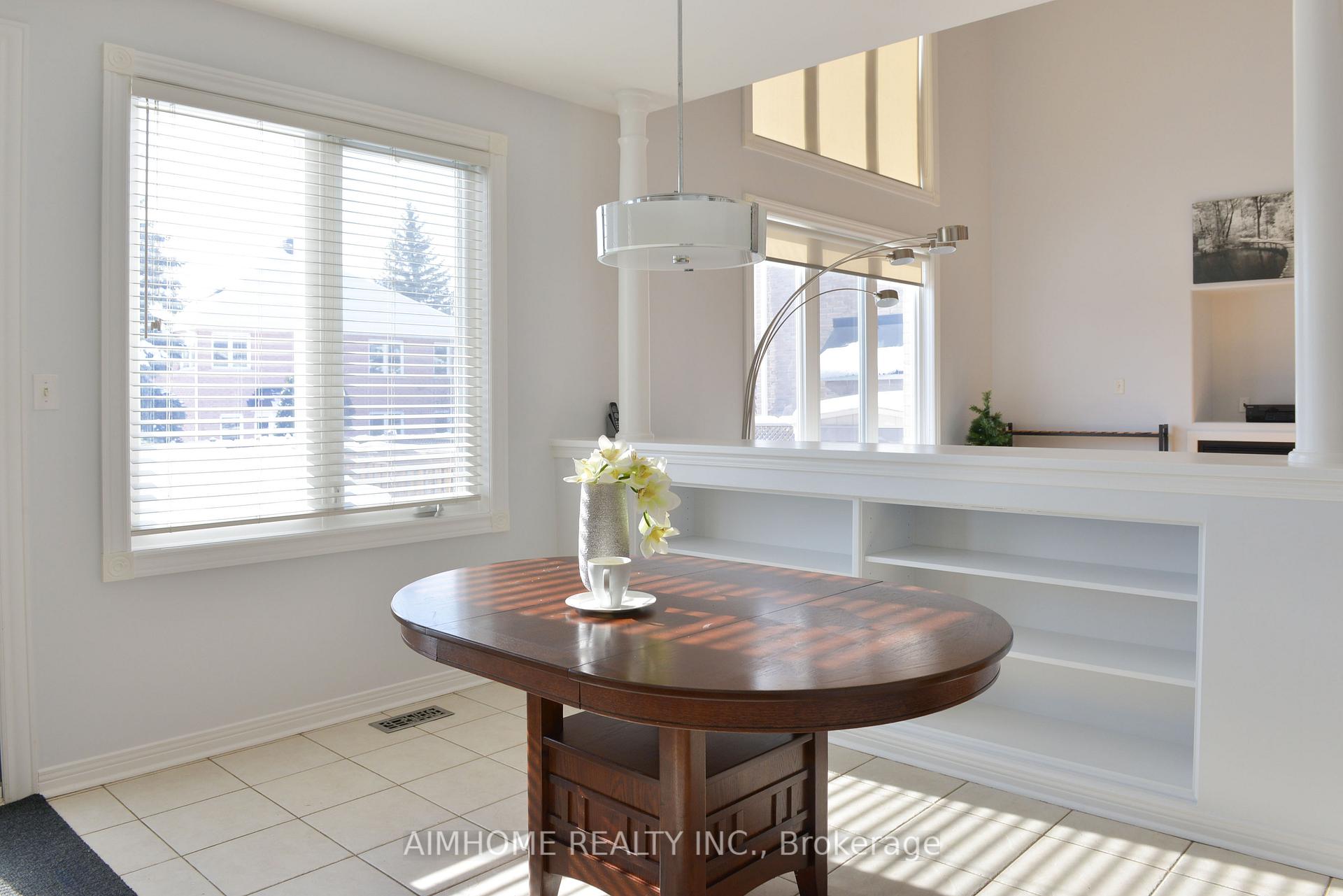 Photo 11 of 76 Burndenford Crescent, Markham, Unionville — HOMEH
