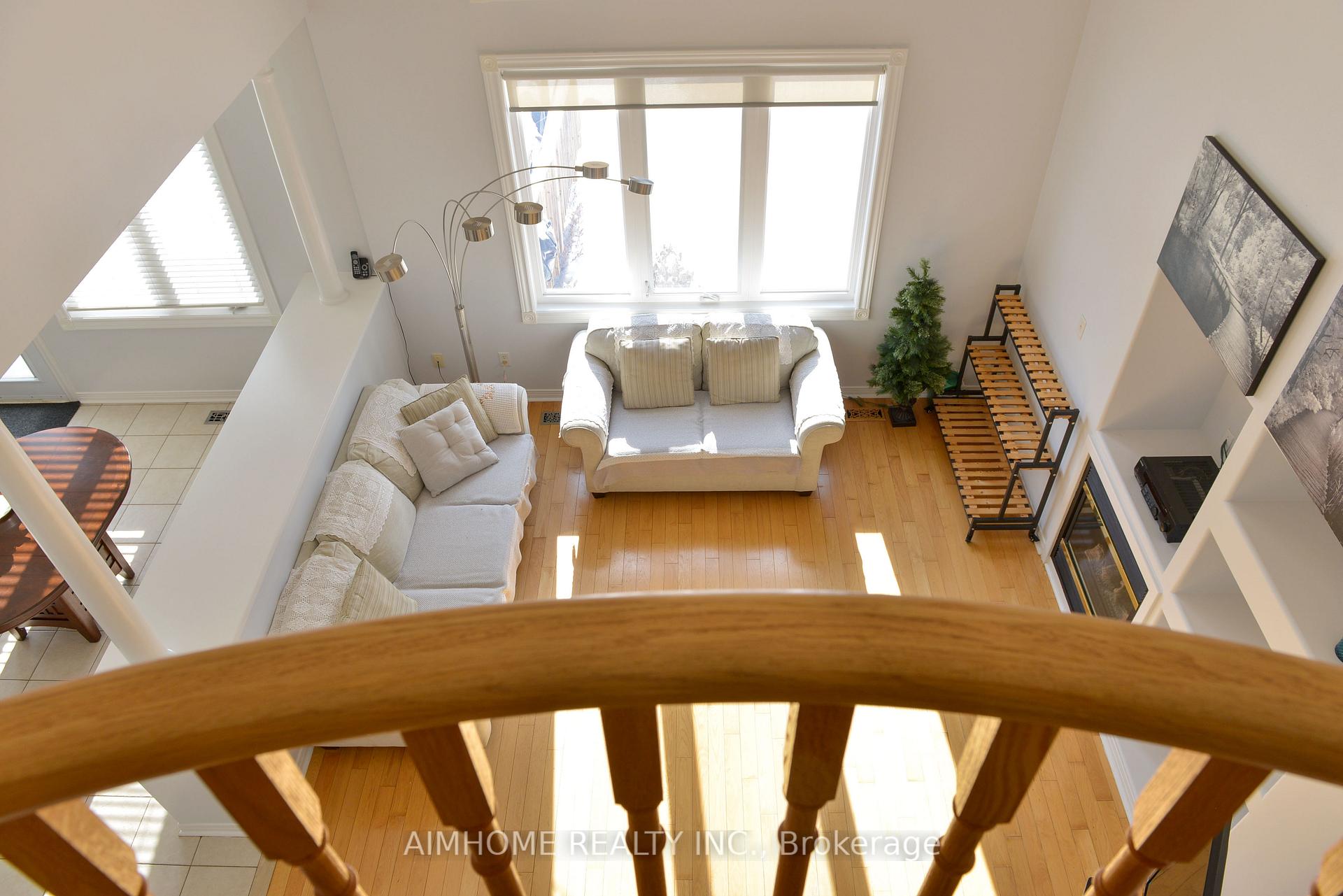 Photo 13 of 76 Burndenford Crescent, Markham, Unionville — HOMEH