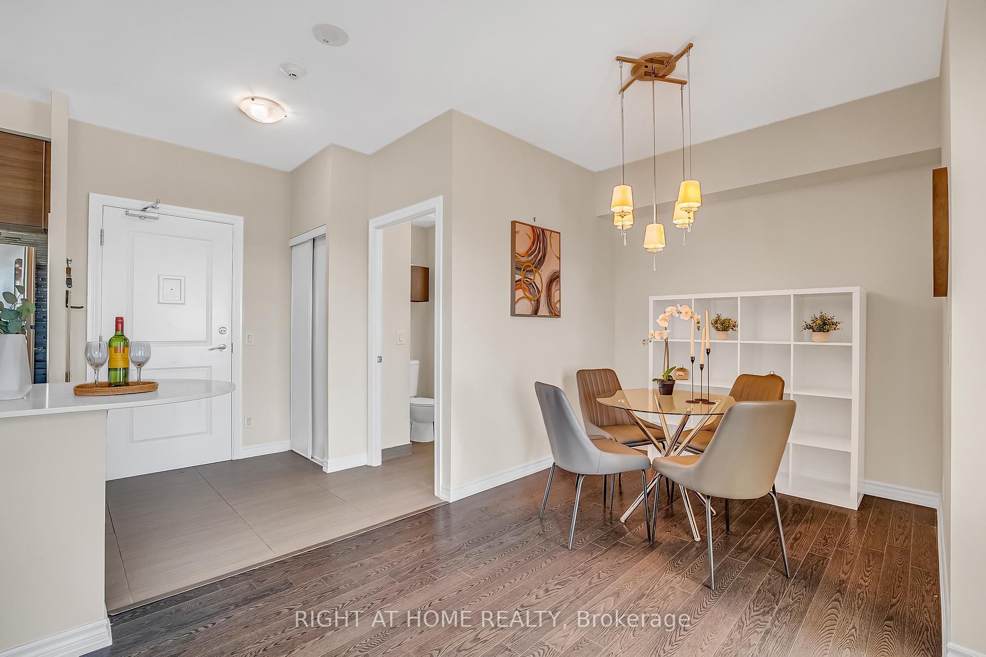 Photo 9 of Unit 508, 7730 Kipling Avenue, Vaughan, West Woodbridge — HOMEH