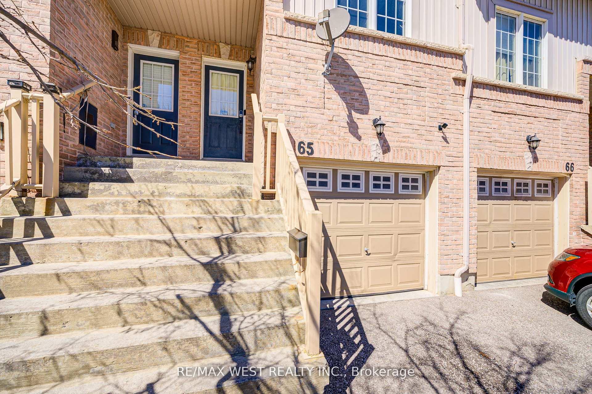 Photo 4 of Unit 65, 735 Sheppard Avenue, Pickering, Woodlands — HOMEH