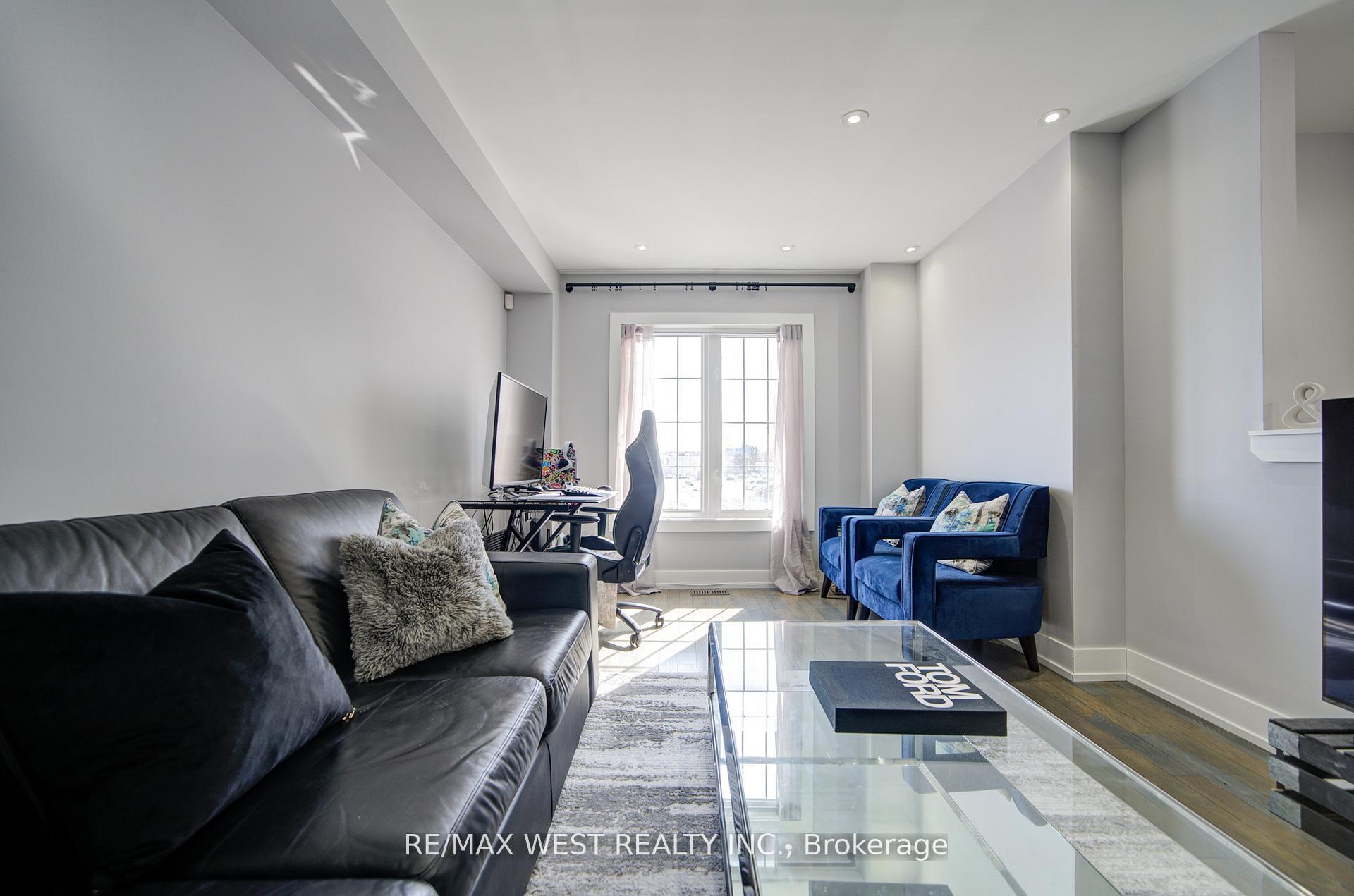 Photo 10 of Unit 65, 735 Sheppard Avenue, Pickering, Woodlands — HOMEH