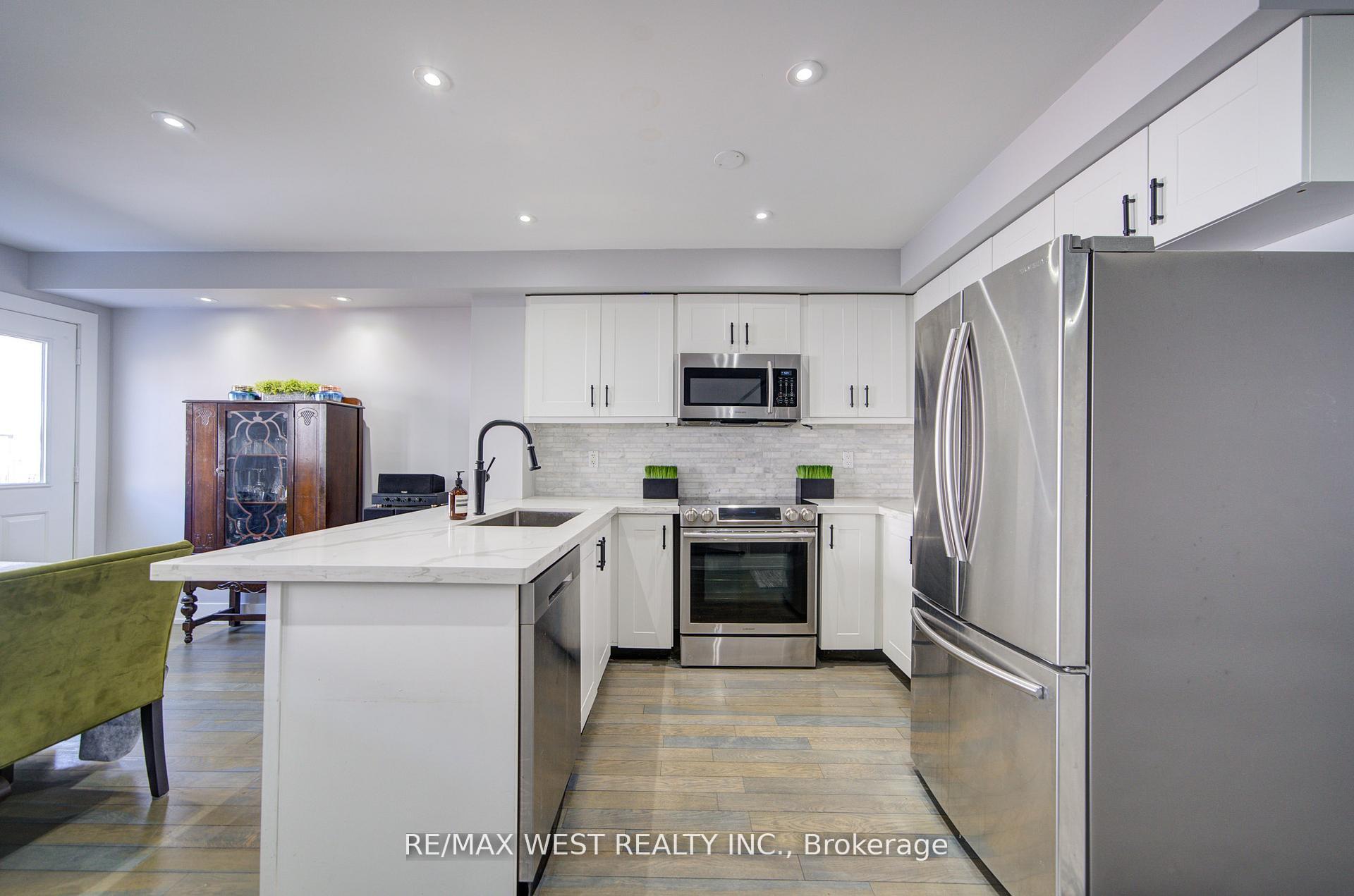 Photo 9 of Unit 65, 735 Sheppard Avenue, Pickering, Woodlands — HOMEH