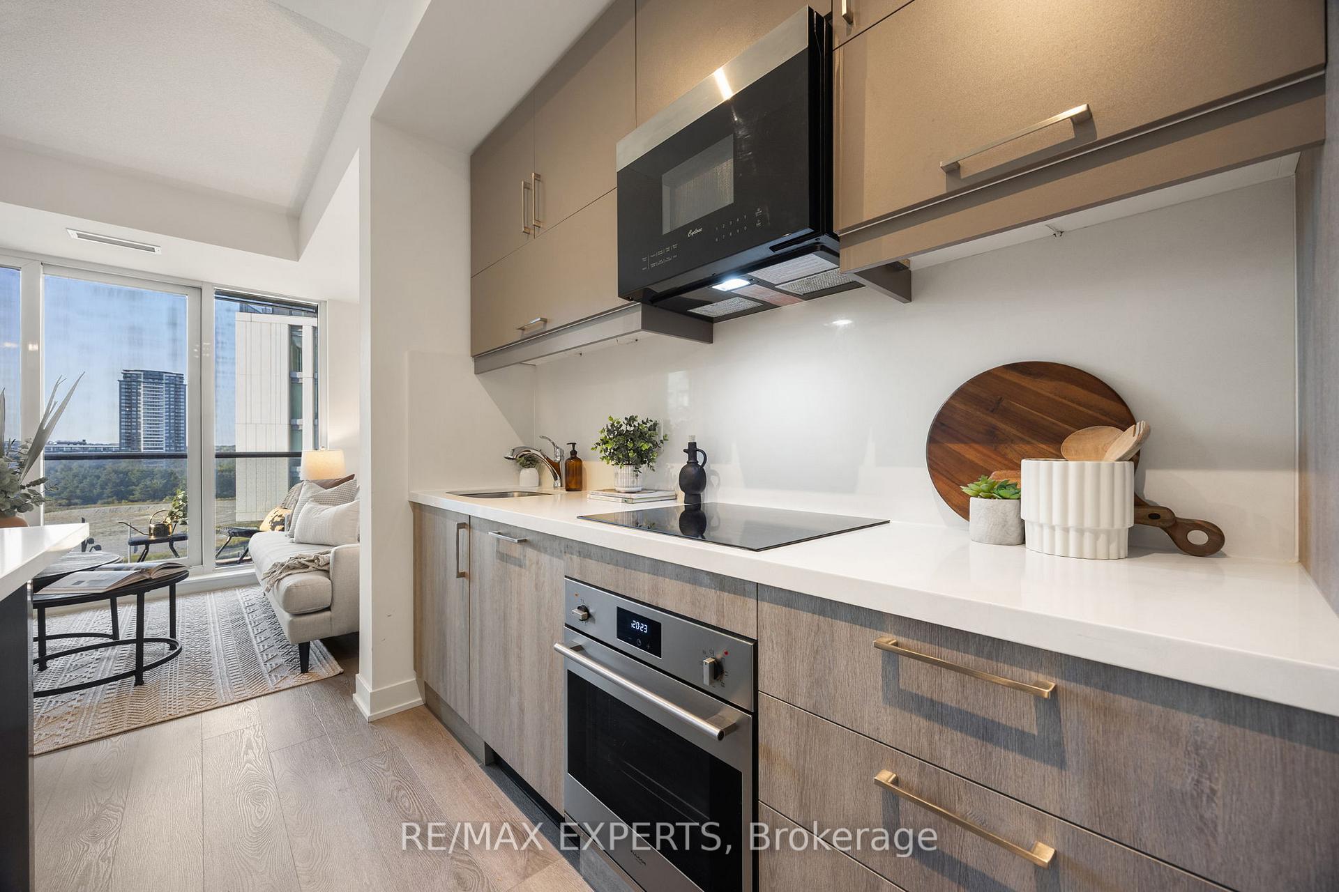 Photo 15 of Unit 828, 8119 Birchmount Road, Markham, Unionville — HOMEH