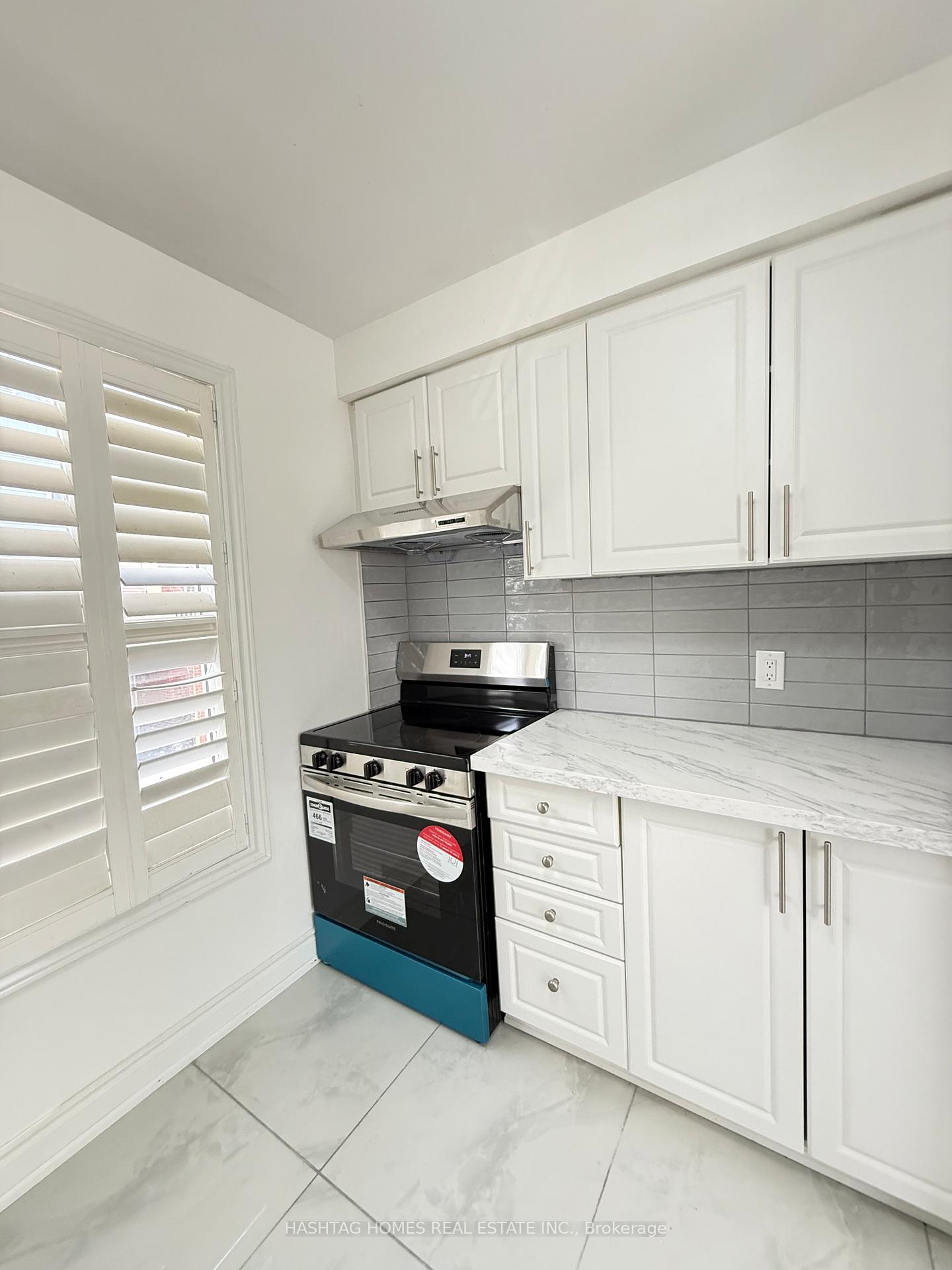 Photo 1 of Unit 85, 1865 Kingston Road, Pickering, Village East — HOMEH