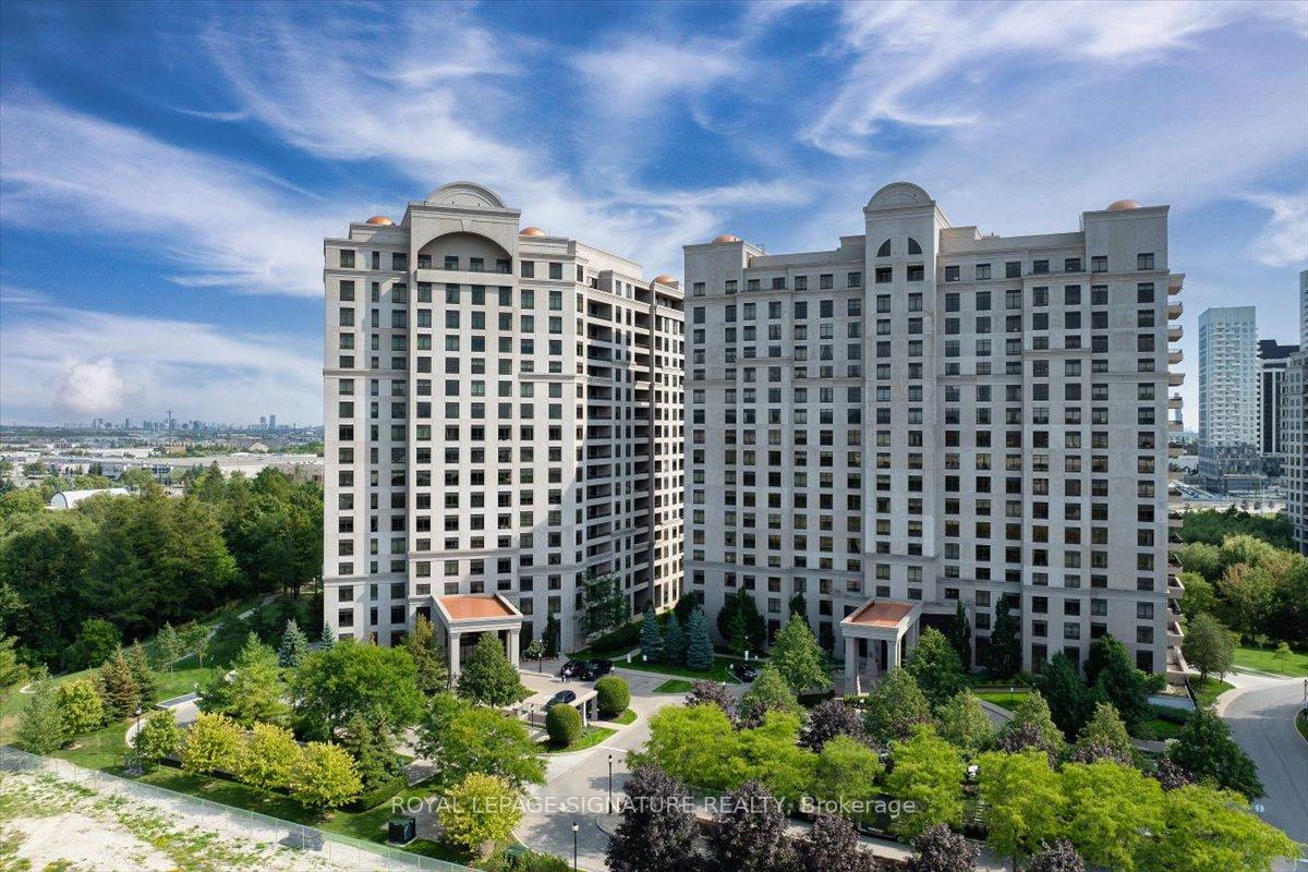Photo 4 of Unit 508, 9255 Jane Street, Vaughan, Maple — HOMEH