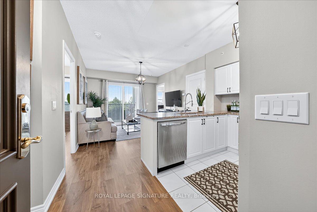 Photo 9 of Unit 508, 9255 Jane Street, Vaughan, Maple — HOMEH