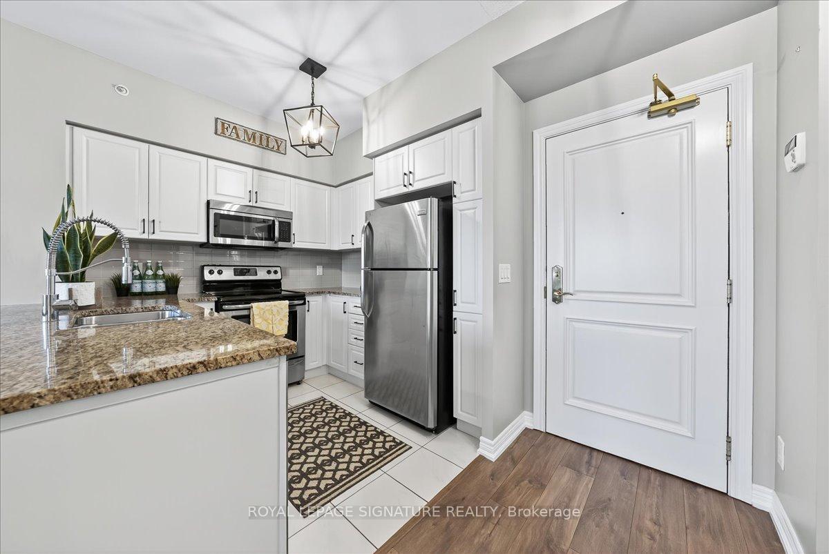 Photo 2 of Unit 508, 9255 Jane Street, Vaughan, Maple — HOMEH