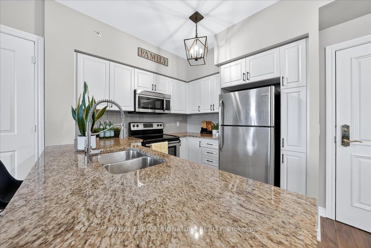 Photo 14 of Unit 508, 9255 Jane Street, Vaughan, Maple — HOMEH