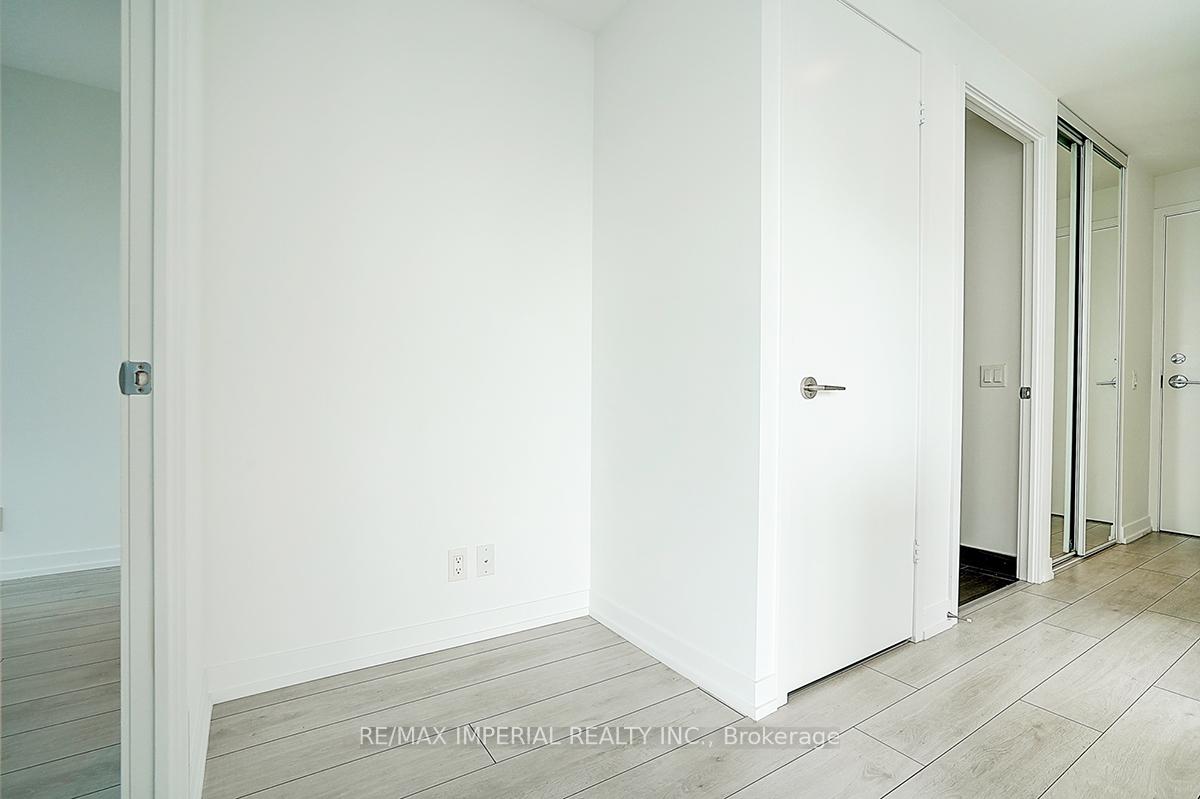 Photo 24 of Unit 2603, 5 Buttermill Avenue, Vaughan, Vaughan Corporate Centre — HOMEH