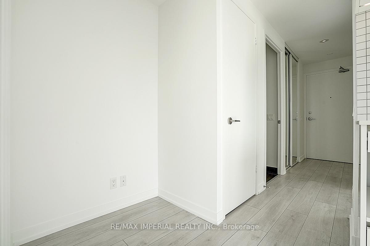 Photo 15 of Unit 2603, 5 Buttermill Avenue, Vaughan, Vaughan Corporate Centre — HOMEH