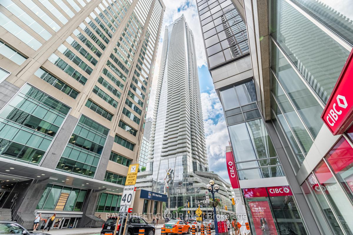 Photo 6 of Unit 5105, 1 Bloor Street E, Toronto, Church-Yonge Corridor — HOMEH